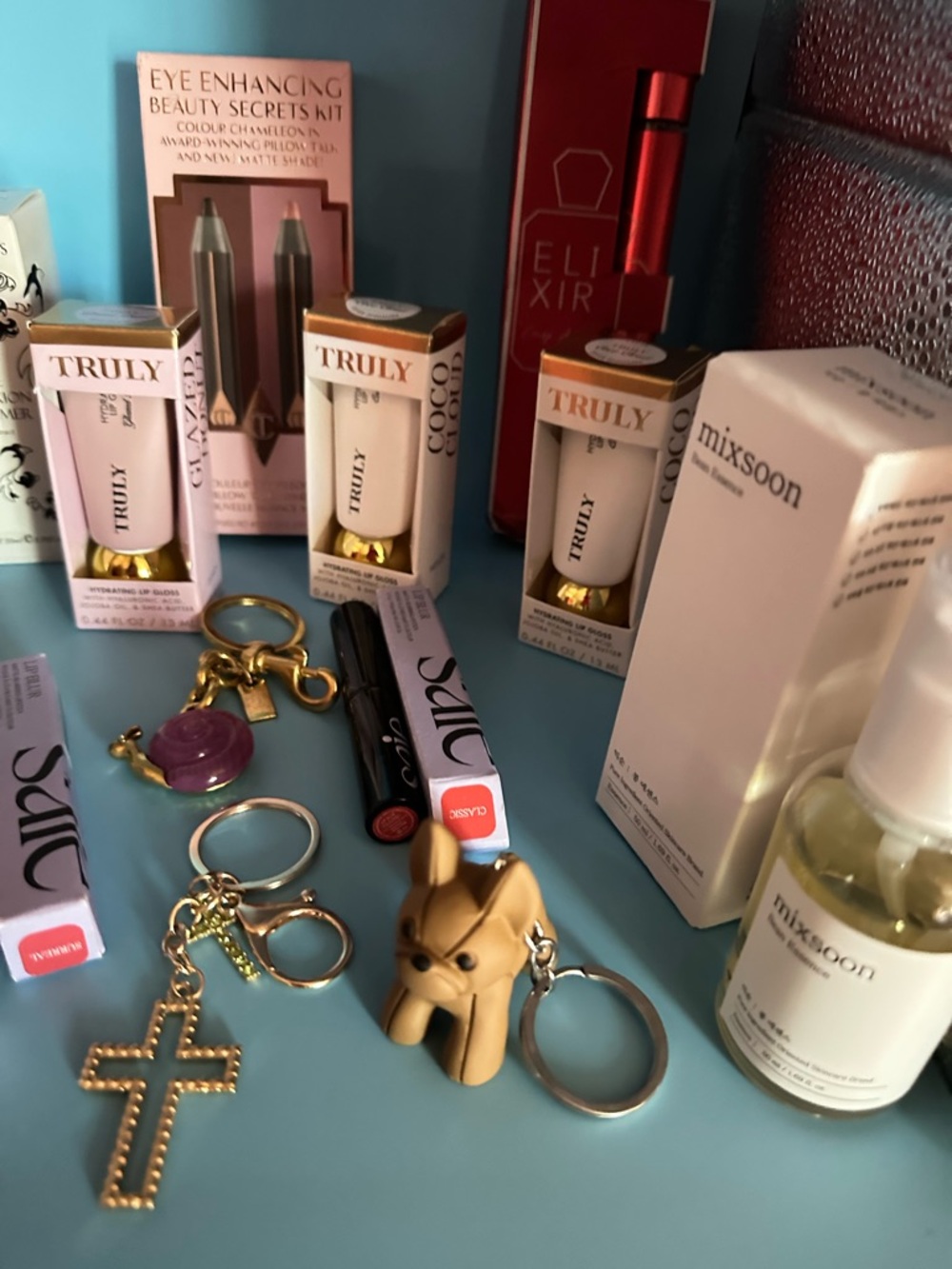 Truly hydrating lip gloss a makeup and skincare bundle New see all pictures